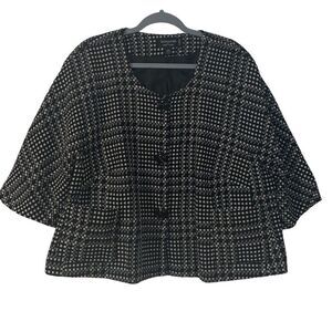 Signature Larry Levine black & white cropped two pocket lined jacket 22W